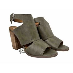 Dolce Vita Brown Sandals Stylish and Versatile
